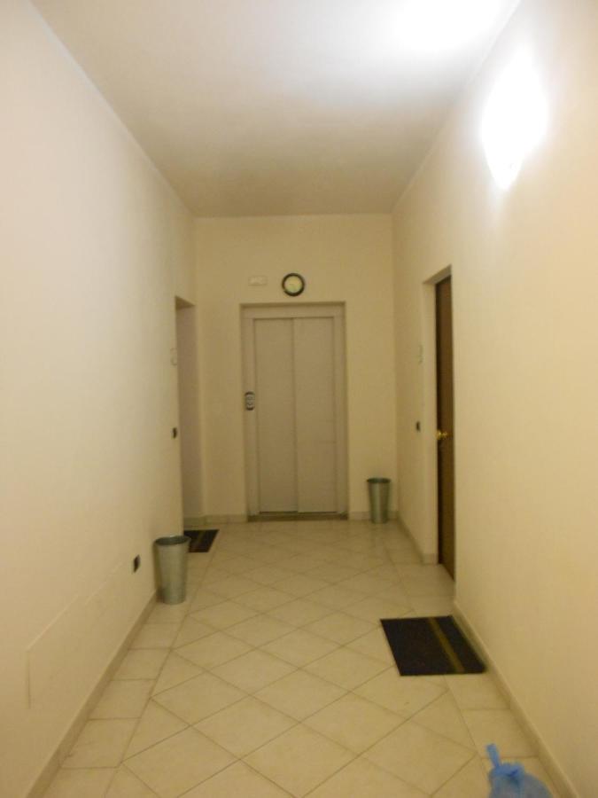 Residence Il Rampicante Monticelli Terme Rum bild